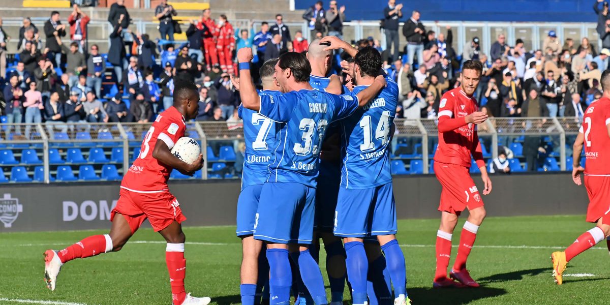 Azzurri  da sogno: poker con il Perugia e zona playoff