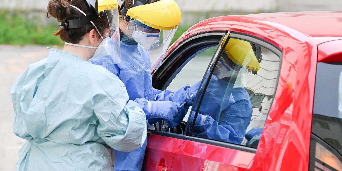 Dati Ats, incidenza in calo nel Comasco, sale il tasso di positività