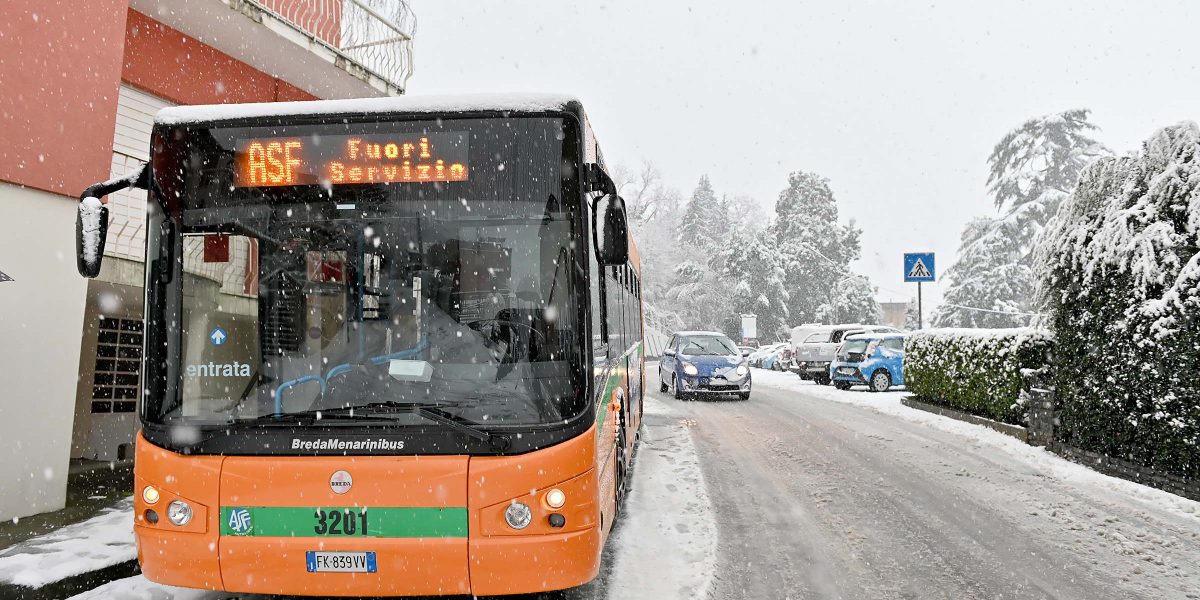 Asf, linee modificate e ritardi causa neve