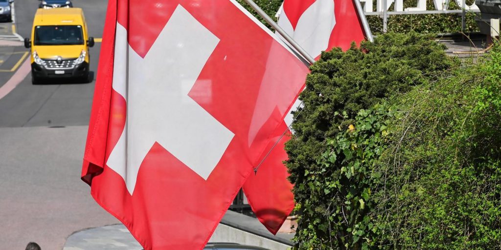 Primo giorno di lockdown in Svizzera: Berna definisce la situazione «difficile»