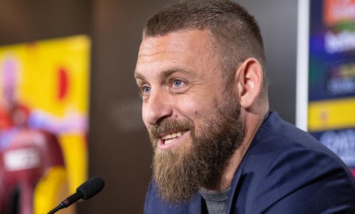 Daniele De Rossi si ritira dal calcio giocato. Il suo esordio in serie A fu contro il Como