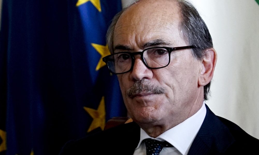 De Raho, senza contante niente mafie
