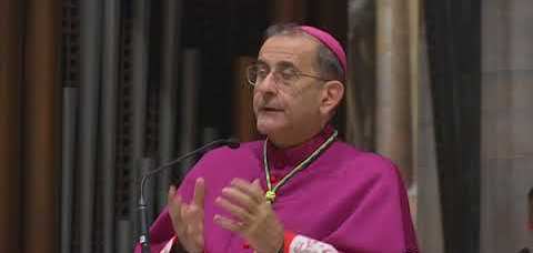 Monsignor Delpini benedice gli universitari dell’Insubria