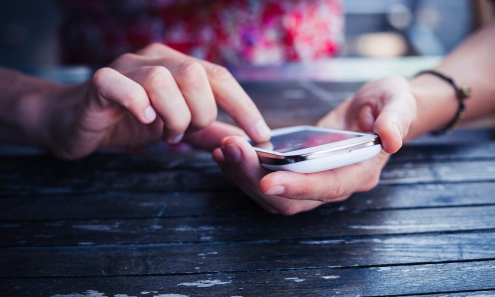 Denuncia revenge porn, licenziata
