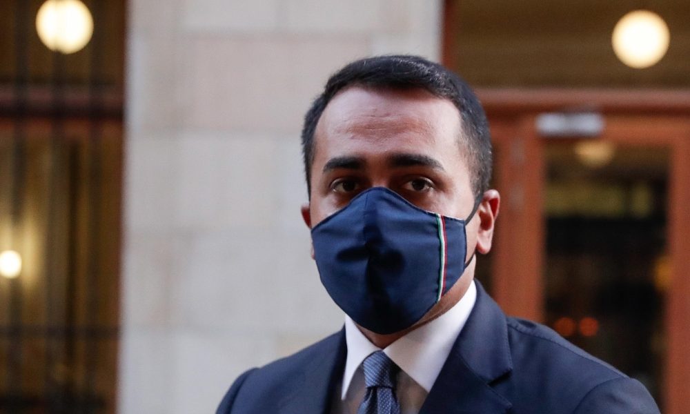 Di Maio, chi sottovaluta virus guardi cosa accade in Ue