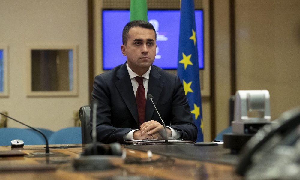 Di Maio: ci sarà compromesso su Recovery, basta diritto veto