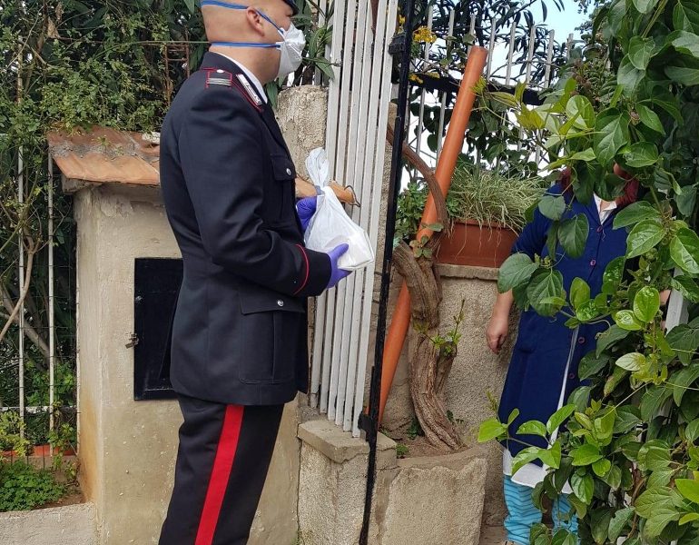 Digiuna da giorni,anziana aiutata da Cc