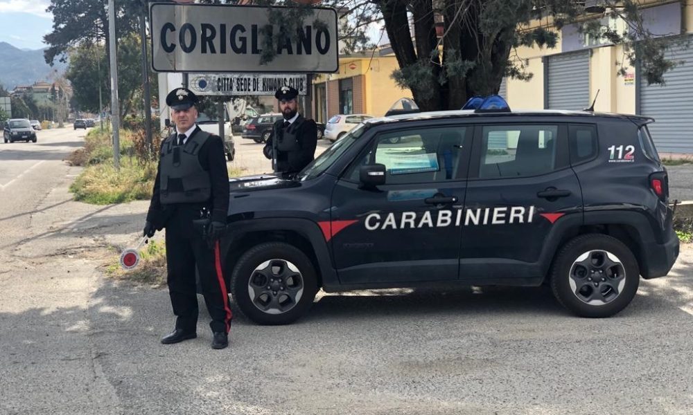 Disabile aggredito in casa, preso 19enne
