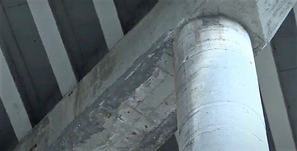 Controlli su un viadotto dell’A9 per un distacco