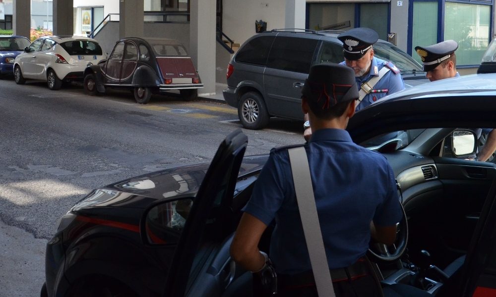Donna uccisa a Camaiore dal figlio