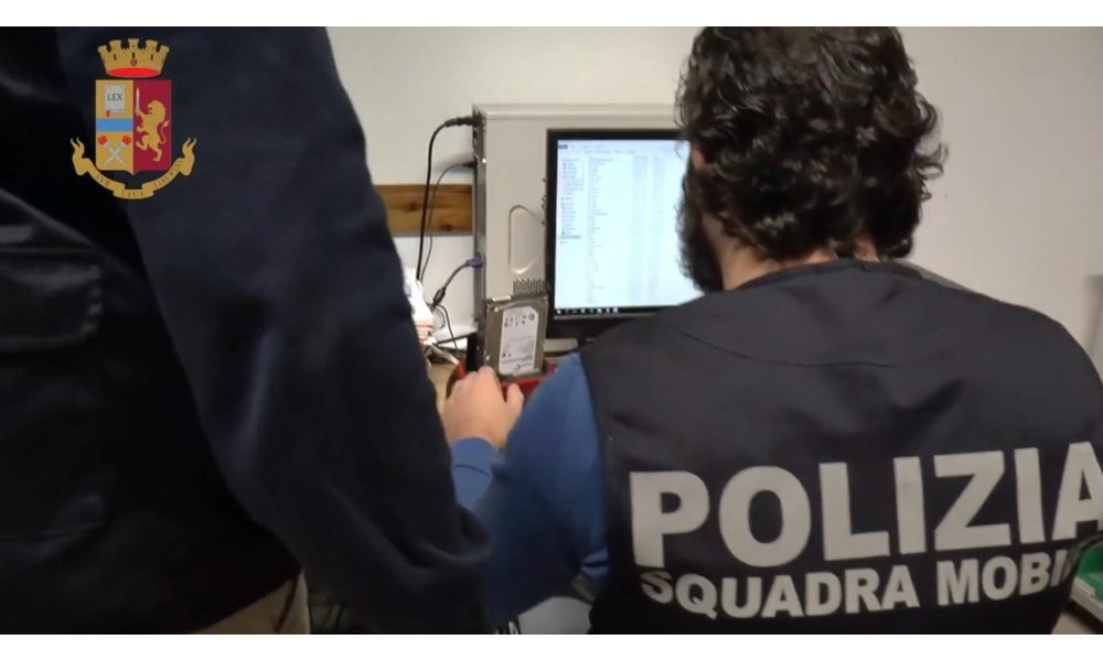 Droga e pizzo nel Napoletano, 5 arresti