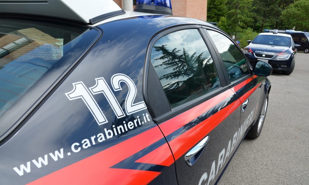 Droga: traffico e sequestro di persona, 17 arresti