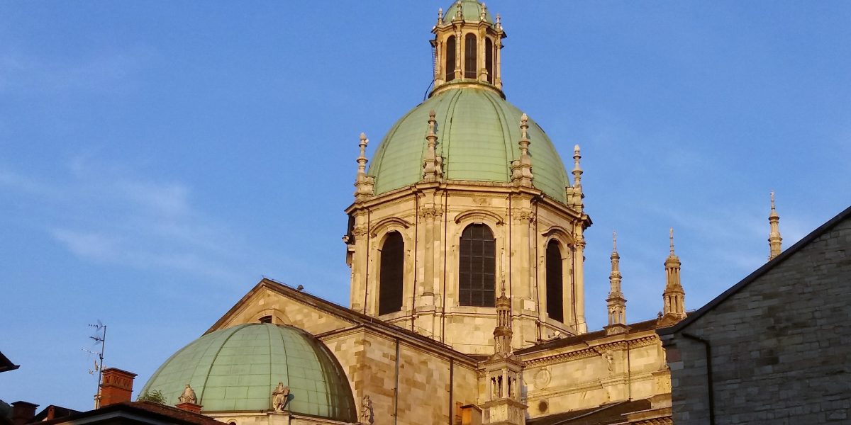 Nuovo impianto di illuminazione: lavori in corso nel Duomo di Como