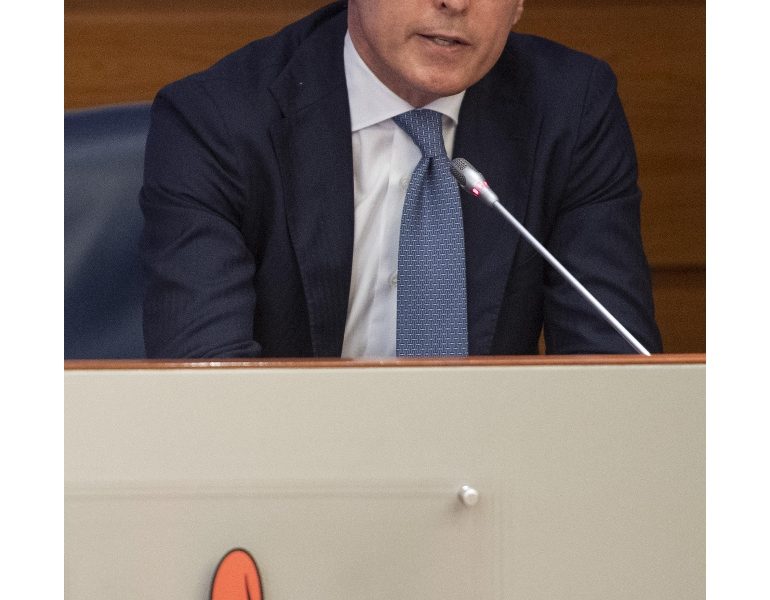 E’ scontro Boccia-Regioni sull’emergenza