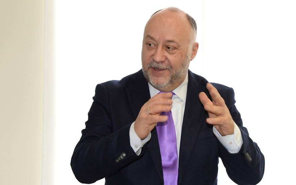 Cantù, decadenza del sindaco Arosio. Procedura rinviata alla  fine di agosto