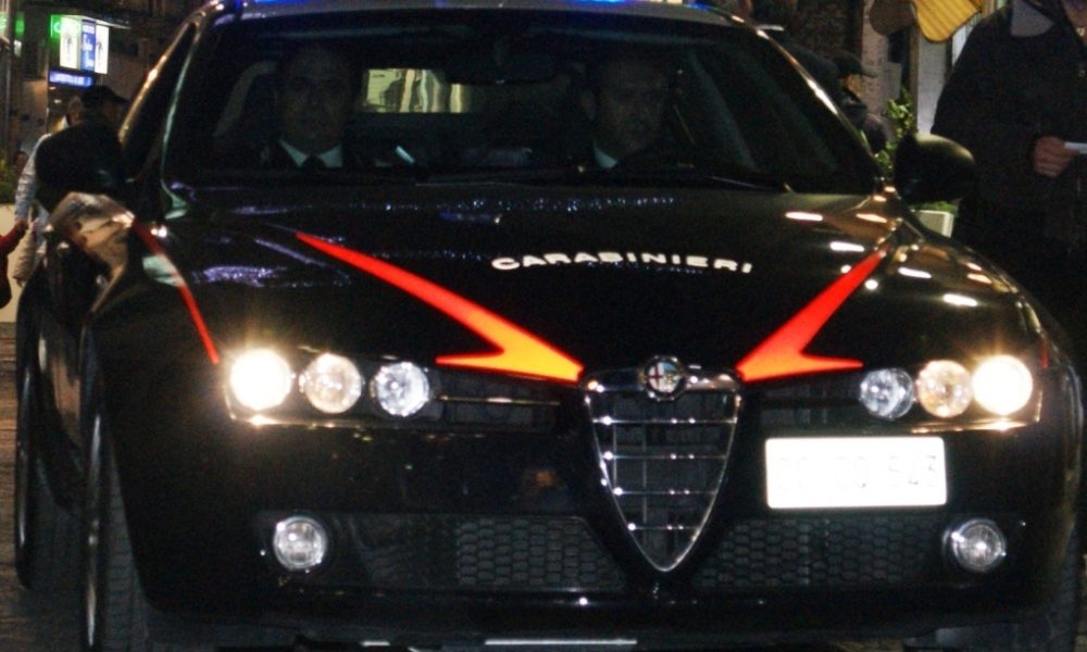 Esce da carcere e ruba auto, arrestato