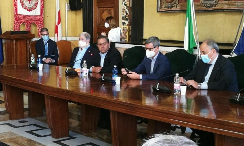 Ex Ilva:Orlando, chiesto stop della cassa, l’azienda ha detto no