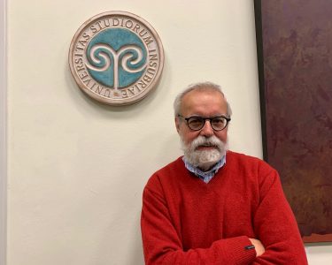 Aggredito un vigile della polizia locale di Cantù