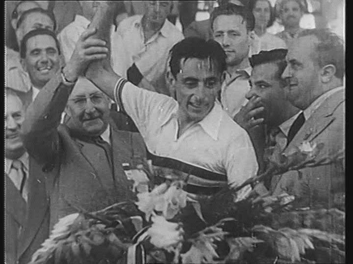 Fausto Coppi e Gianni Brera, mostra a Milano. Il Ghisallo fa da filo conduttore