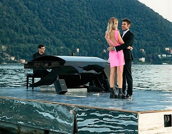 Fedez-Ferragni, anniversario sul Lago di Como