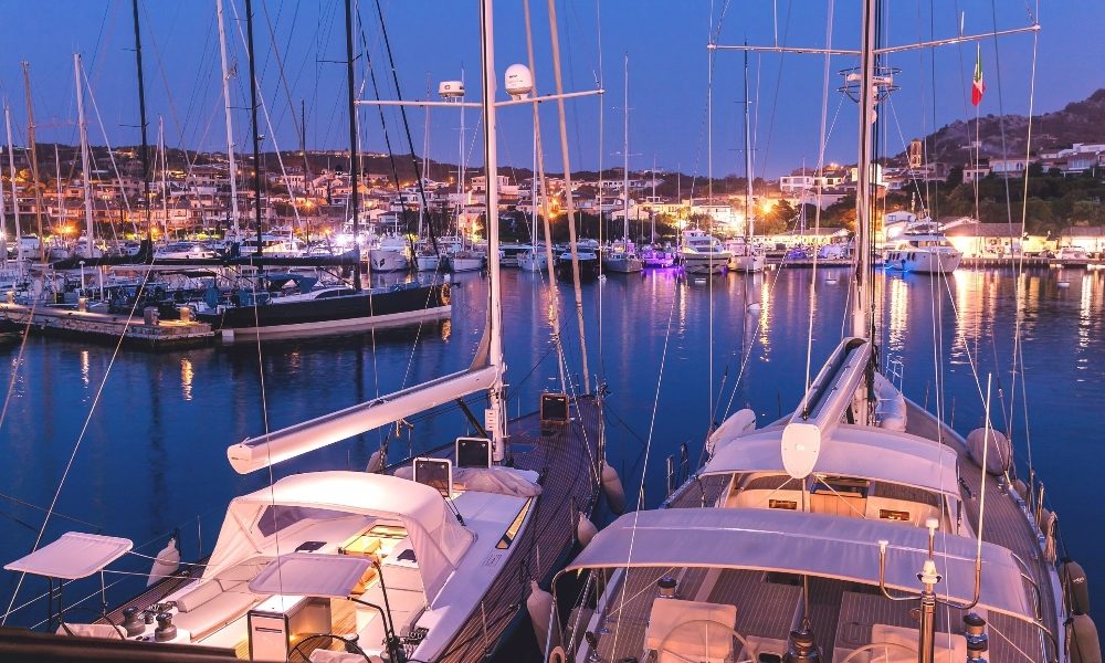 Festa-cluster a Porto Rotondo: i gestori, “noi in regola”