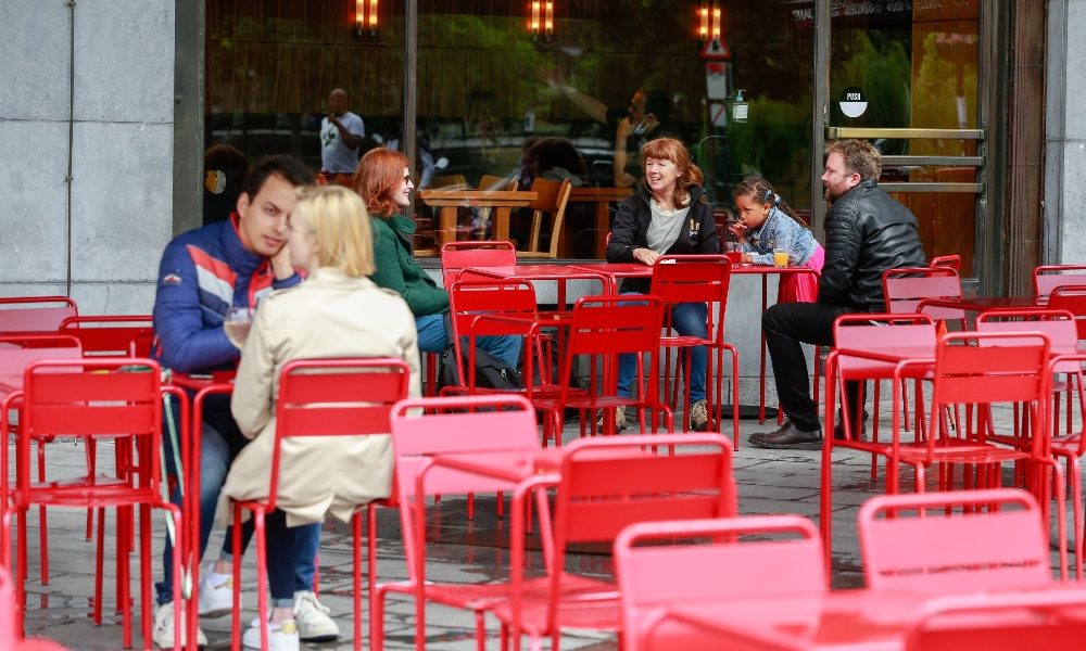 Fipe, fatturato giù 50% per bar e ristoranti