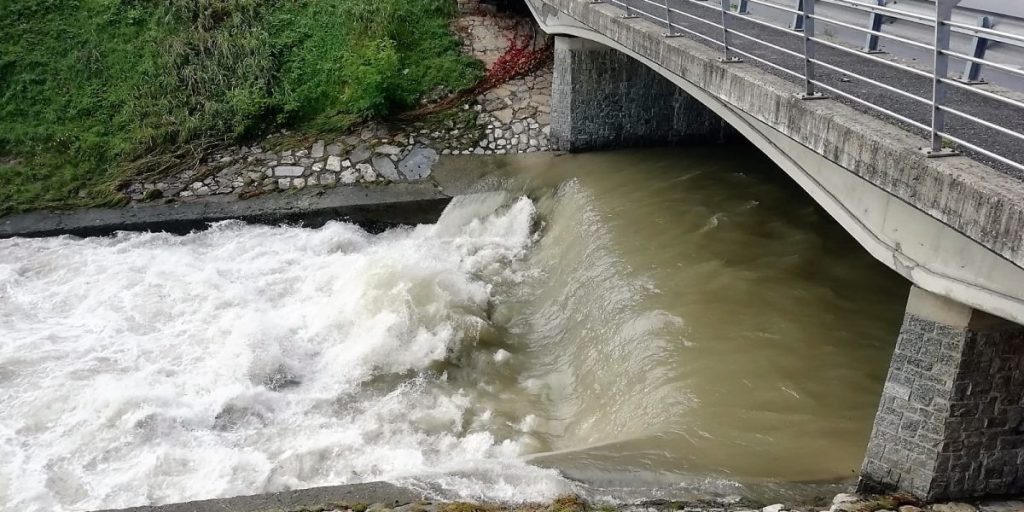 Fiume Lambro, forte aumento della portata dopo le ultime piogge – IL VIDEO