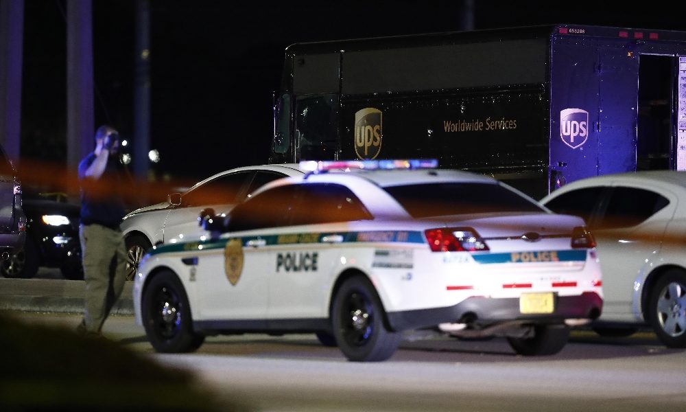 Florida: spari banditi-polizia: 4 morti