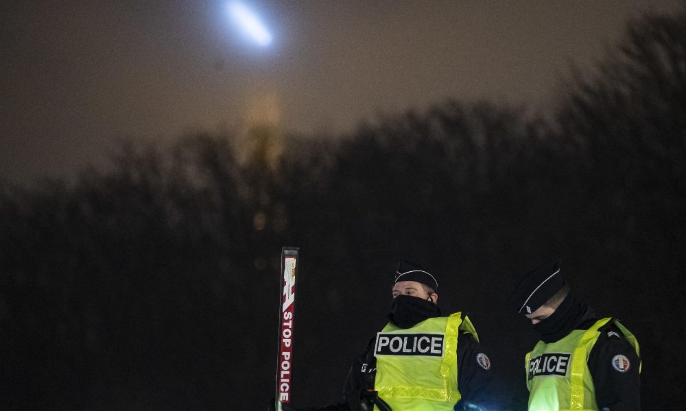 Francia: spari in ufficio collocamento, uccise due donne