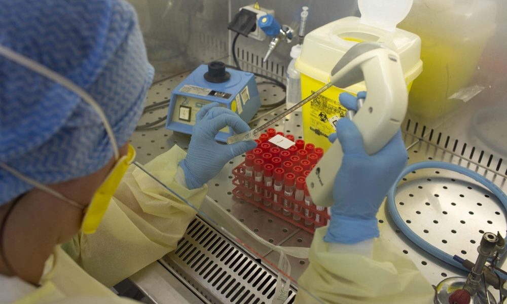 Fratellini soli a quarantena,paese aiuta