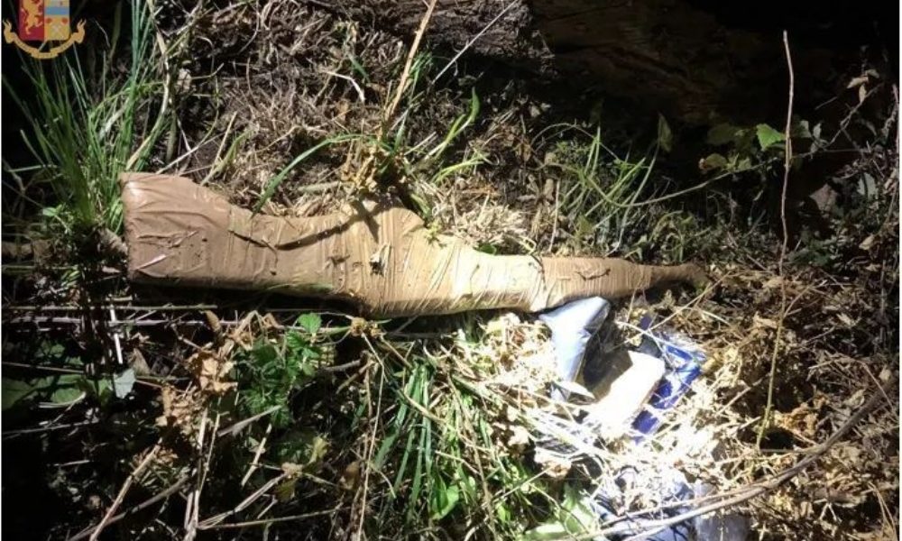 Fucile assalto russo trovato in Calabria