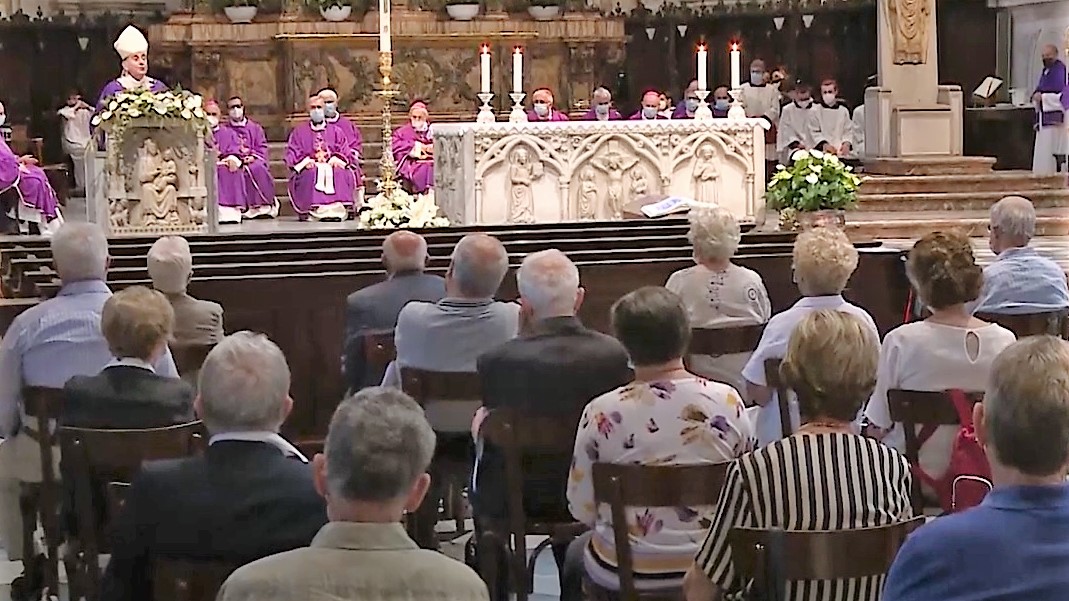 Celebrati i funerali di monsignor Franco Festorazzi