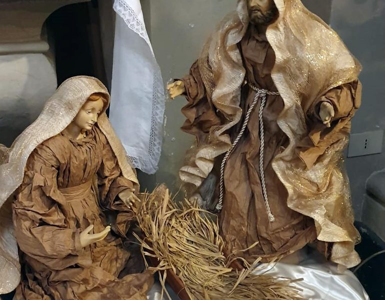 Furto bis Bambinello presepe Fabriano