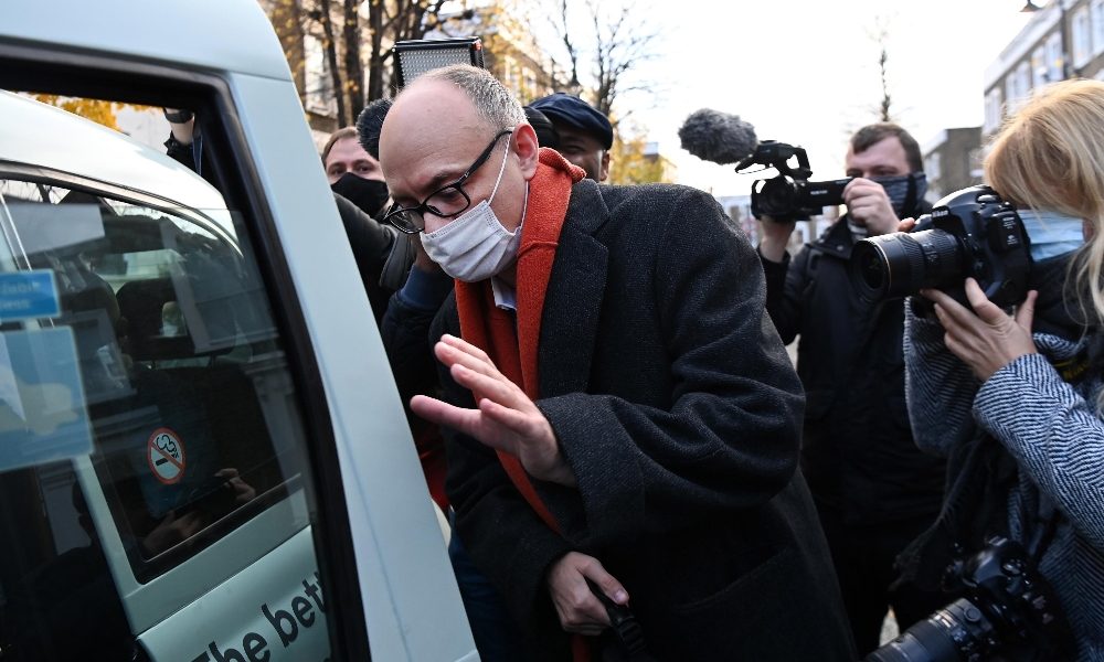 Gb: faida a Downing St., guru Cummings via a Natale