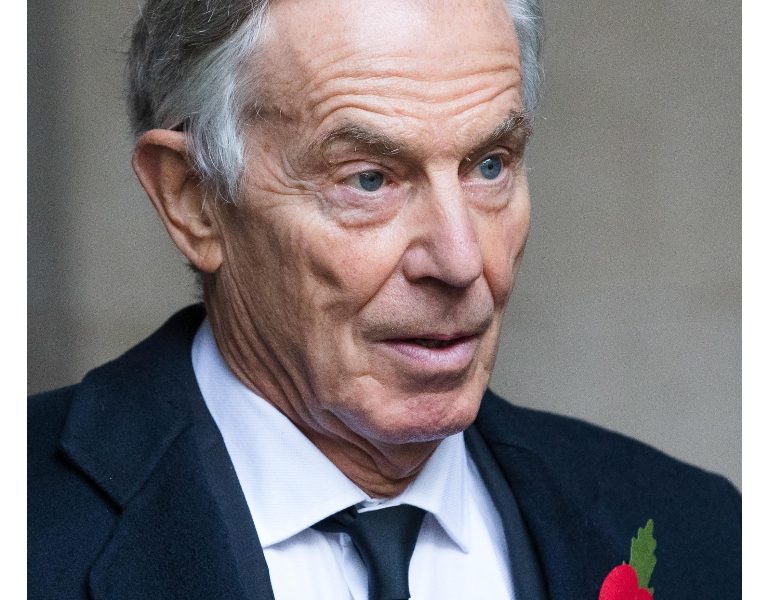 Gb: ‘meglio lavoro di studio’, Euan Blair più ricco di papà