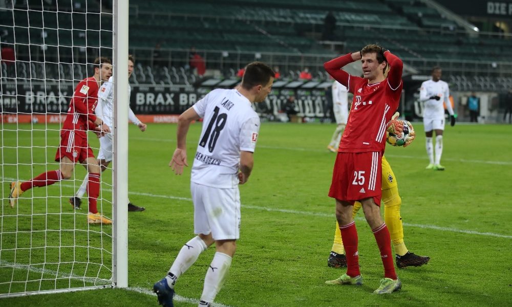 Germania: Moenchengladbach rimonta e batte il Bayern