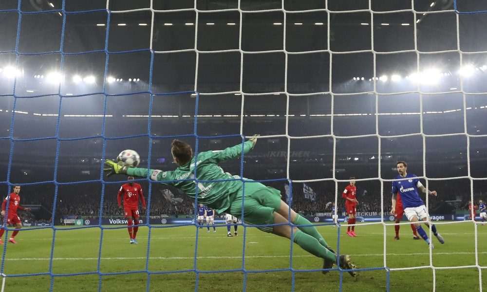 Germania: Neuer si allontana dal Bayern Monaco