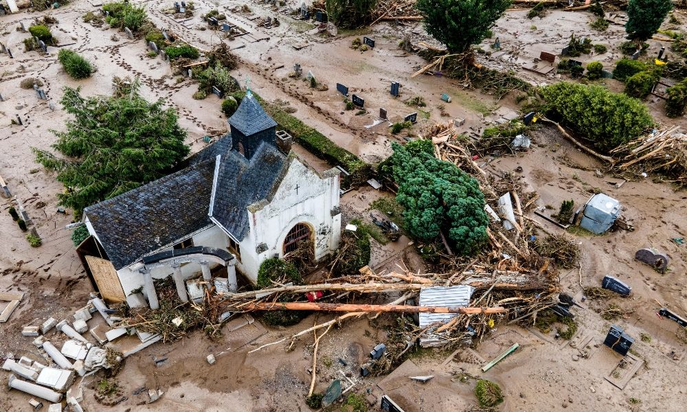 Germania sotto shock, oltre 100 morti e 1.300 dispersi