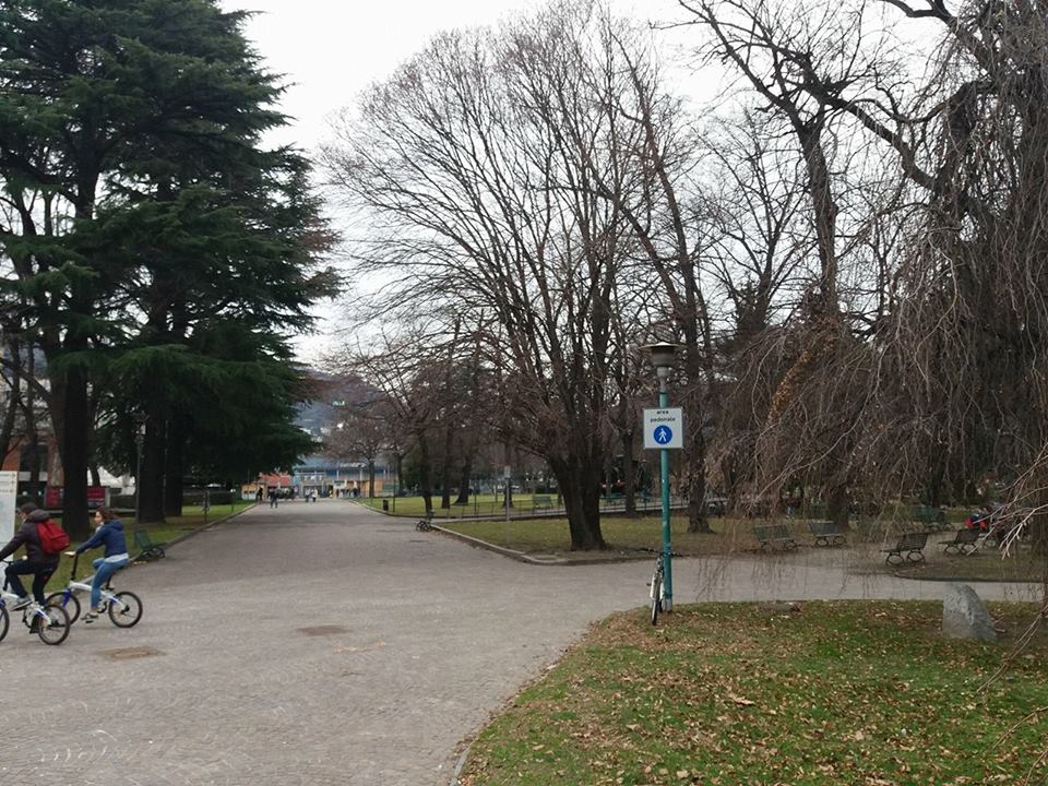Minacce con coltello e bastone, nuovo arresto ai giardini a lago