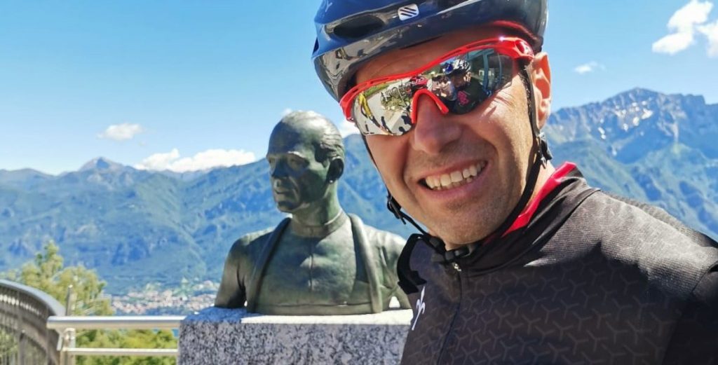 Gilberto Simoni e Dario Cataldo, visite a sorpresa al Museo del Ghisallo