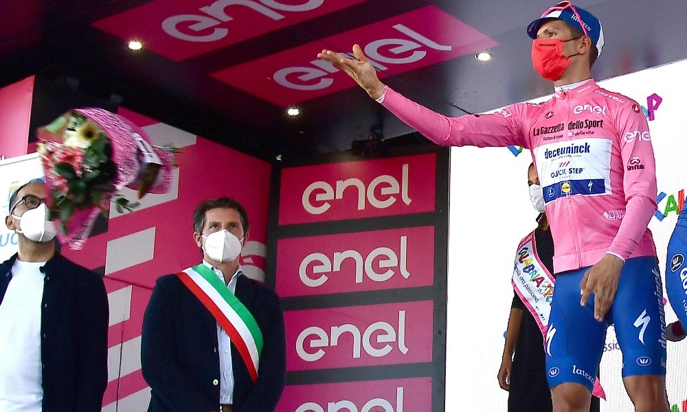 Giro: a Roccaraso trionfa Guerreiro, Almeida in rosa