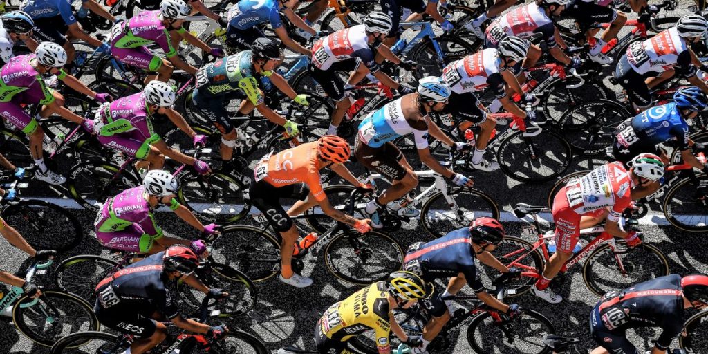 Il Giro d’Italia arriva venerdì prossimo sul Lario: ecco tabella di marcia, orari e strade