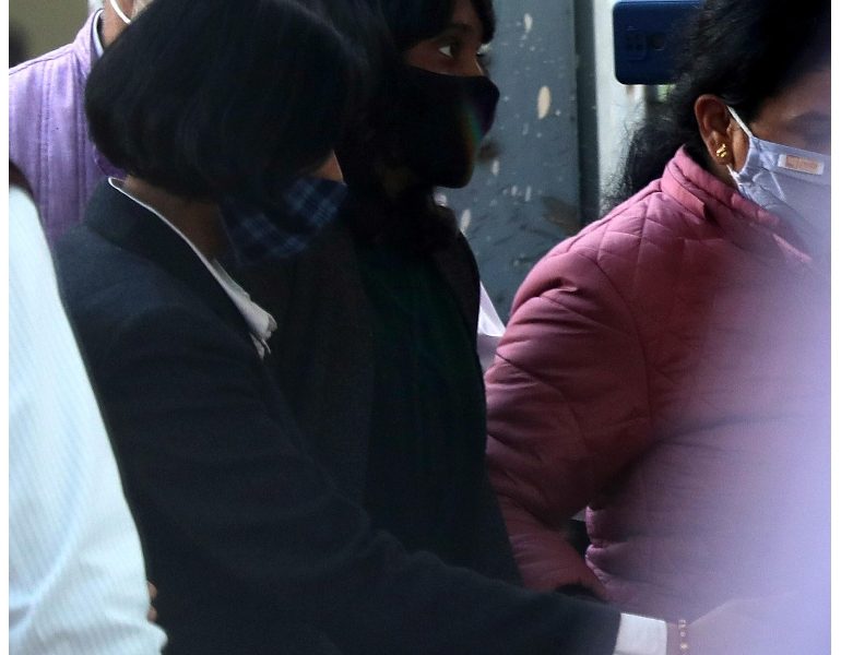 Giudice a polizia, un errore il carcere per Greta indiana