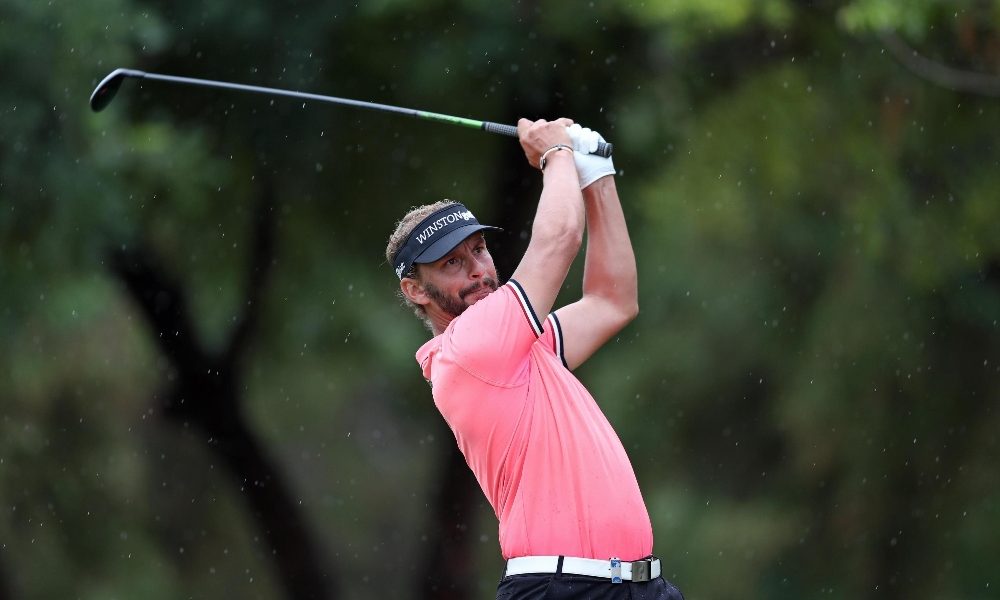 Golf: Austrian Open, Luiten leader dopo il lockdown