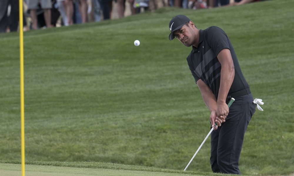 Golf: Phoenix Open, tributo a Bryant con dediche e applausi