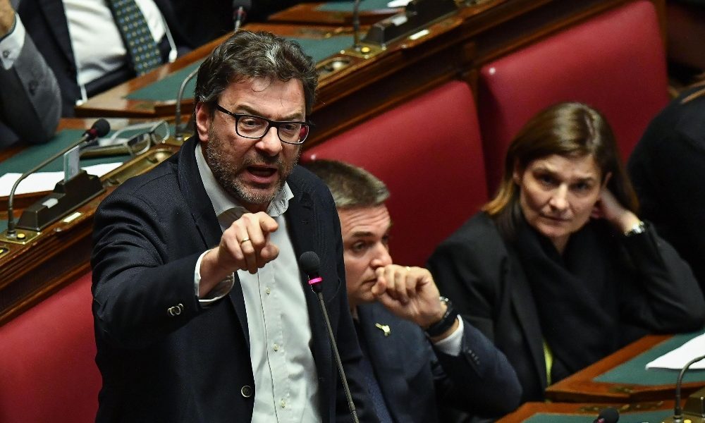 Governo: Giorgetti, paese in stallo