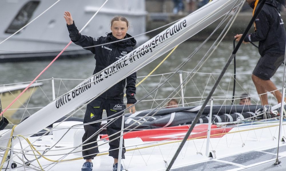 Greta arriva a Lisbona, sarà alla Cop25