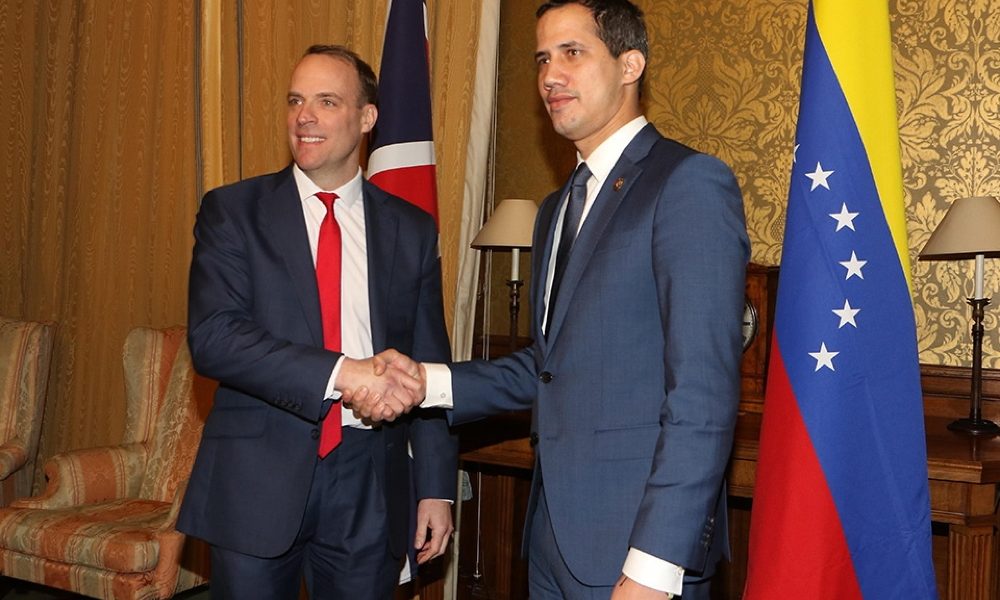 Guaidò a Londra, vede Raab e Johnson