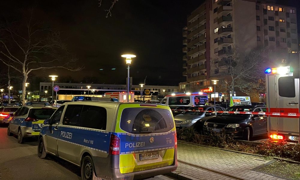Hanau: spari in 2 locali, almeno 8 morti