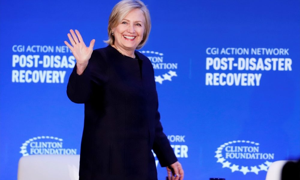 Hillary, Trump burattino di Putin